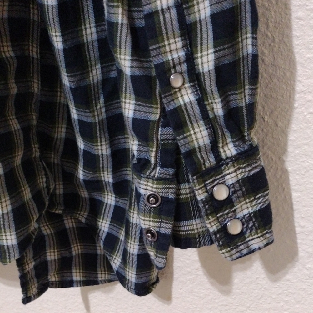Old Navy Blue and White Casual Button Down Shirt - Picture 9 of 9